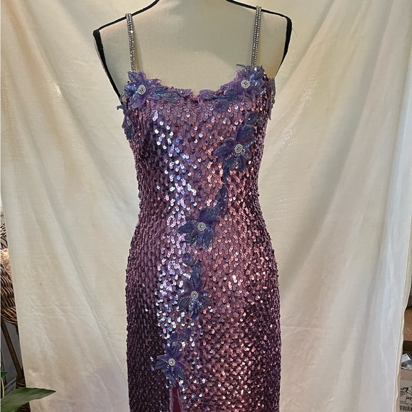 Vintage OOAK fairy π§ββοΈ princess beaded gown - Picture 3 of 12